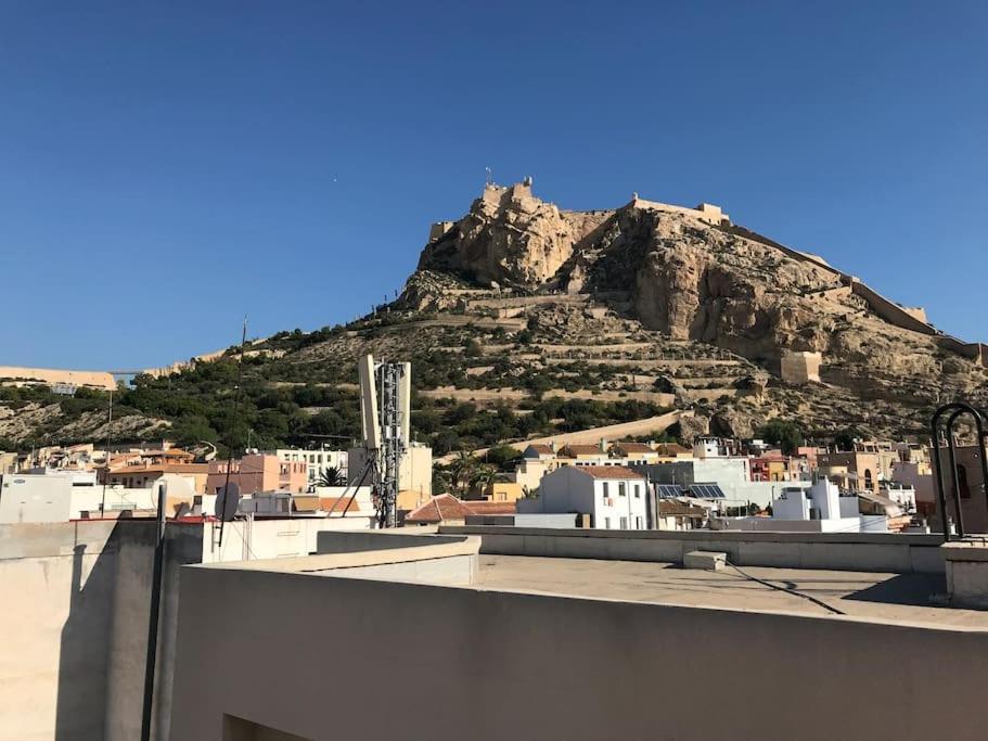 Piso En Primera Linea De Playa Del Postiguet Leilighet Alicante Eksteriør bilde